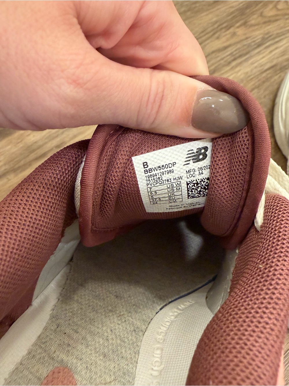 New Balance Women's White Sneakers with Pink & Mauve Accents - Picture 9 of 9